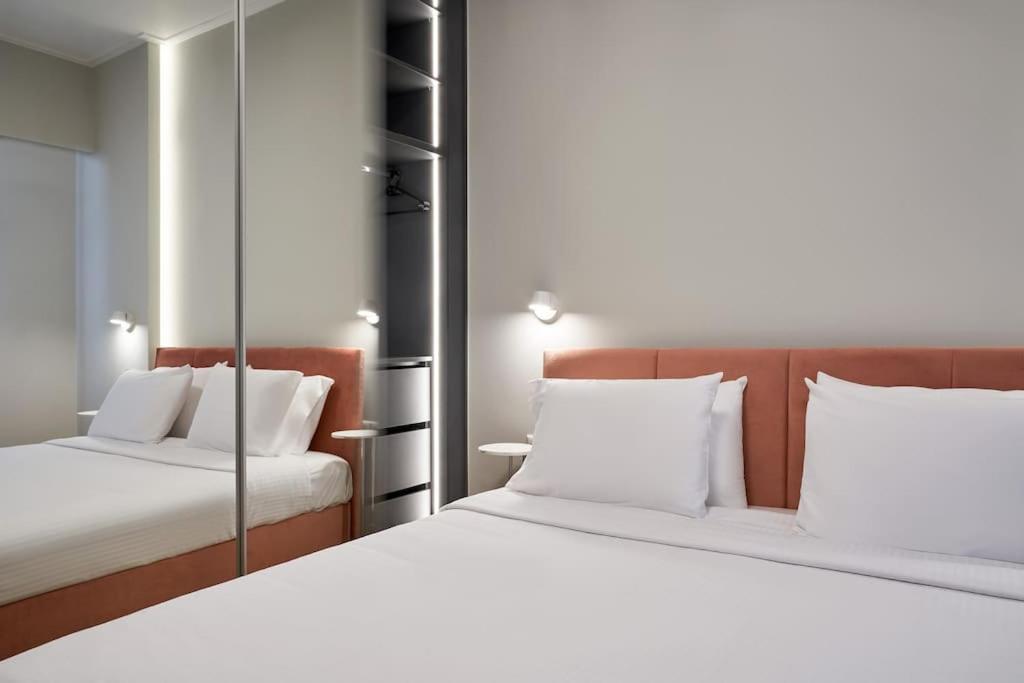 Ferienwohnung Little Gem: Modern Urban Retreat Athen Exterior foto